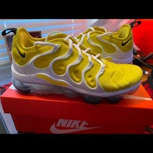 Nike Vapormax plus speed yellow size 8 women’s